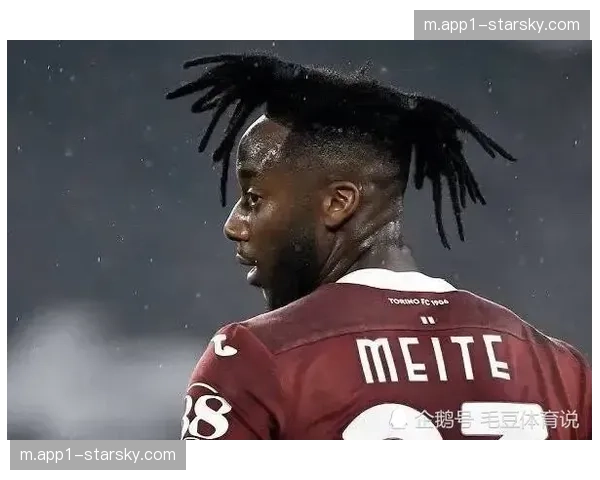 叻武里中场拦截效率：素巴猜面对日本球队传控时的覆盖与抢断数据